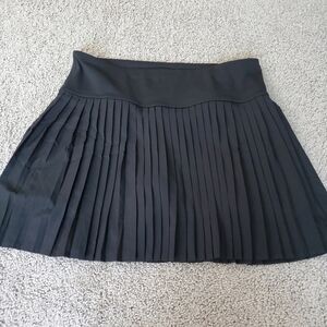 Fabletics Pleated Black Hot Shot Skort